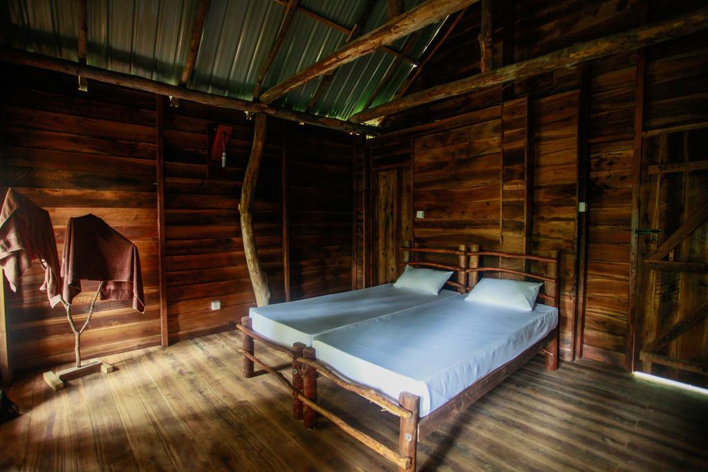 Ella Ecolodge Bilik gambar